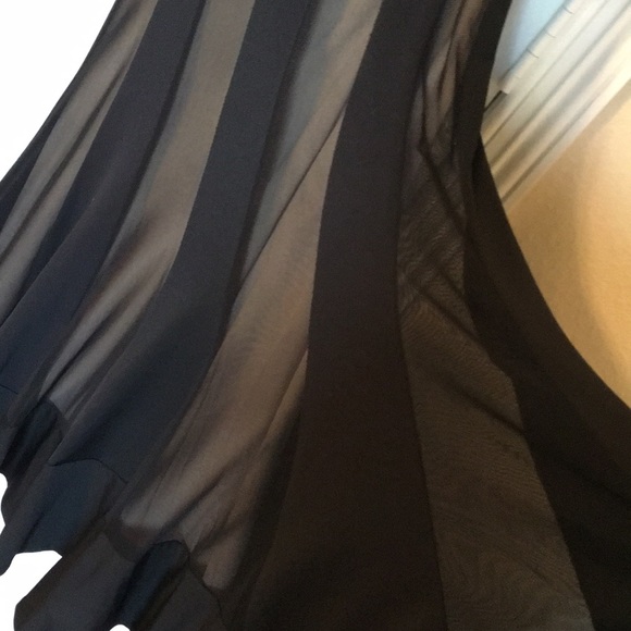 🎡Maggy London Black Sheer Dress🎡 - Picture 3 of 4